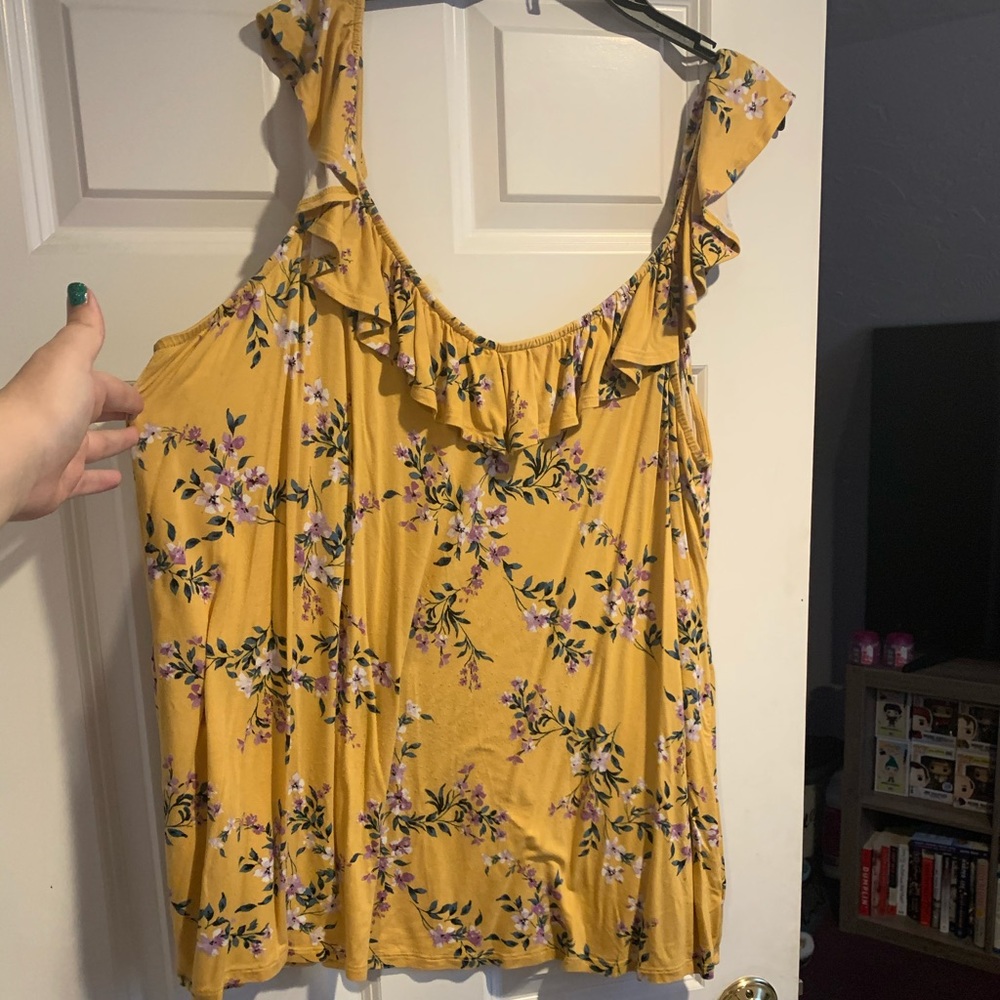 Tank top torrid size 4